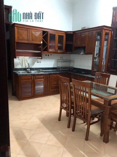 Cho Thuê Tòa Biệt Thự - Đào Tấn Đơn Lập, 3 Thoáng, Sân Rộng , 125m, 4 tầng,  6 PN, mt 8m, 25 triệu