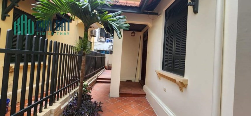 Cho Thuê Tòa Biệt Thự - Đào Tấn Đơn Lập, 3 Thoáng, Sân Rộng , 125m, 4 tầng,  6 PN, mt 8m, 25 triệu