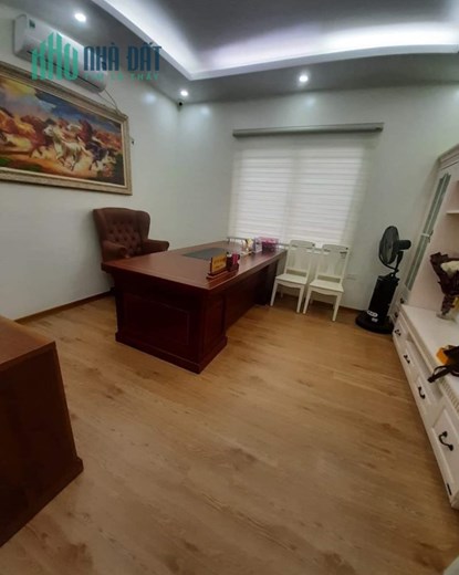 Liền kề KĐT Văn Khê gần trường quốc tế, MT rộng 5m, 83m2x5T chỉ 10.89 tỷ. LH 0989.62.6116