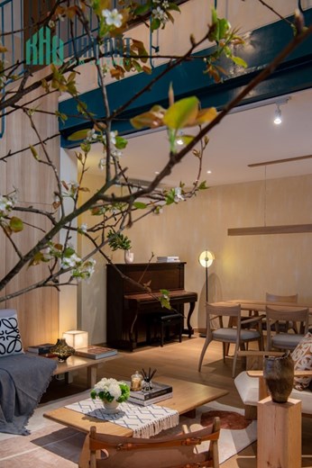 Bán nhà Nguyễn Lương Bằng Đống Đa, ô tô đỗ đỗ cổng, kinh doanh, DT40m x 5t, MT5m, chỉ hơn 4 tỷ