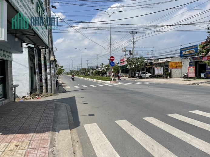 CHÍNH CHỦ CẦN BÁN LÔ ĐẤT 2 MẶT TIỀN Ở XÃ MỸ LỘC- HUYỆN CẦN QIUÔC – LONG AN