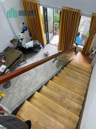 Nhà đẹp đầy đủ công năng. Full nội thất. Nguyễn Văn Quỳ, Phú Thuận Quận 7,dt70m.