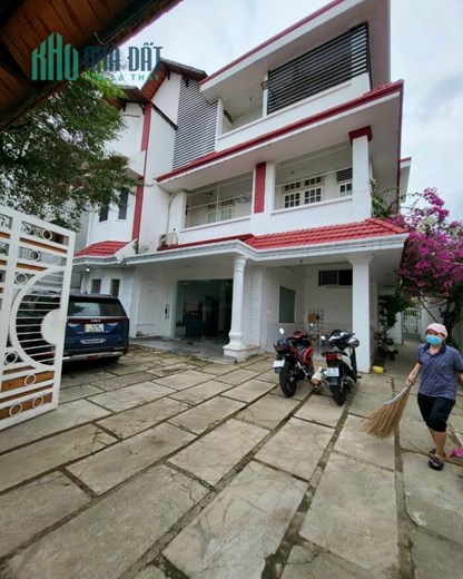 Giảm Mạnh 3 Tỷ !!! Bán Gấp Biệt Thự Bình Lợi 3 Tấm 110m2 view Sông Chỉ 11,5 tỷ TL