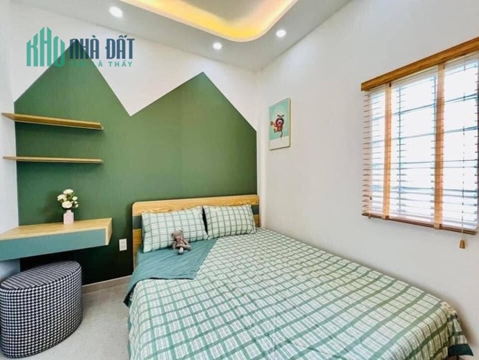 Bán nhà phố Trương Định, 32m x 5 , Chủ nhà cực dễ tính, Nhỉnh 3 Tỷ
