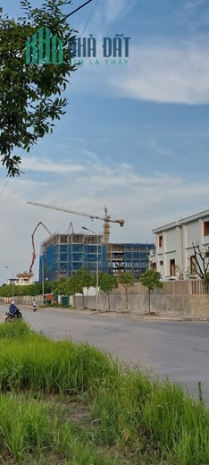 Cắt lỗ sâu liền kề trục chính 24m khu A Cienco5 Mê Linh, gần cổng trường ĐH Tài chính ngân hàng