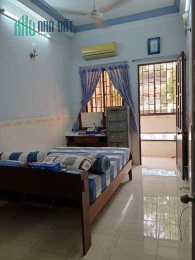 ĐỔI NHÀ LỚN-SANG NHÀ NHÒ QUẬN10 – HXH – 4Tầng BTCT-VÀO Ở NGAY, VỊ TRÍ ĐẸP
