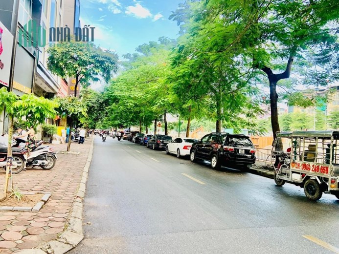 LÔ GÓC 3 MẶT THOÁNG TRUNG TÂM CẦU GIẤY - 6 PHÒNG CHO THUÊ – GẦN PHỐ - DÒNG TIỀN ĐỈNH – 5T x 42m2,