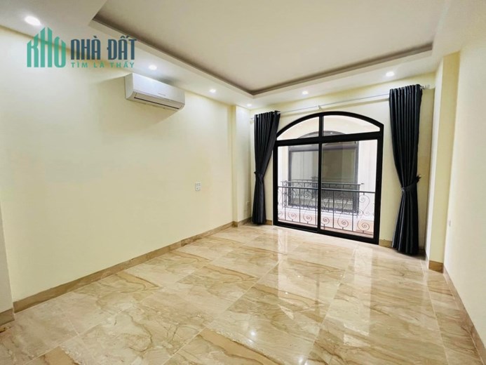 Bán căn nhà 66m2 phố Âu Cơ, Tây Hồ Dân xây 5 ngủ Ô tô tránh 20m 5.2 Tỷ