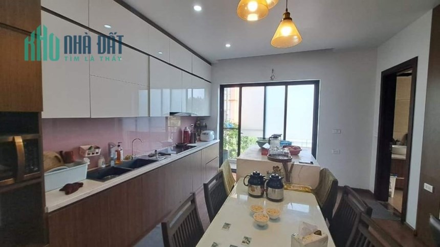 Bán căn nhà 68m2 phố Âu Cơ, Tây Hồ Dân xây 5 phòng Ô tô tránh 20m 5.2 Tỷ