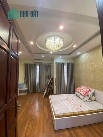 Vị Trí Vàng trong làng  Ngô Thì Nhậm – Hà Đông, liền kề đường 12m,
 4 tầng dân xây giá 8 tỷ