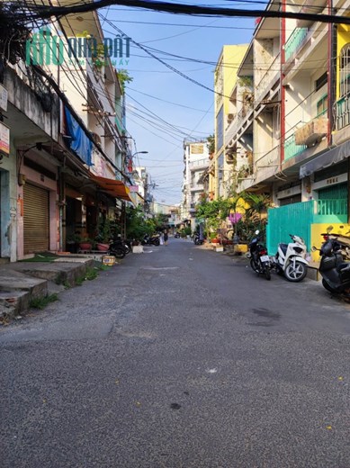 Hot nhà hẻm xe tải quay đầu, diện tích đẹp 64m2 ngang 4m