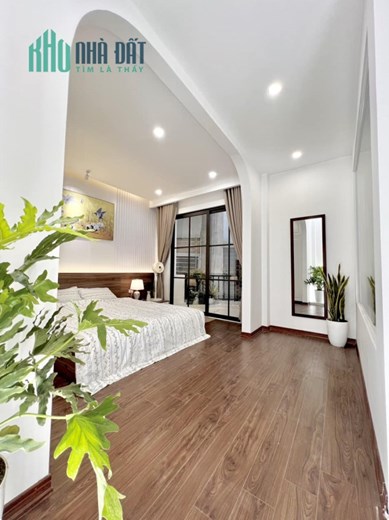 Hiếm !Bán Nhà Ngõ Quỳnh, Hai Bà Trưng 45m2, 4T, MT4.2m,full Nội thất( như ảnh) sát phố