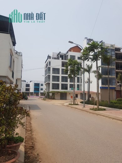 Bán Đất TDC Ngọc Thuỵ, vỉa hè, kinh doanh, giá nhỉnh 3 tỷ thương lượng. LH: 0936123469