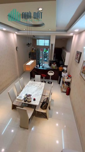 Ngộp bank Nhà HXH Thoại Ngọc Hầu, Tân Phú, 1 trệt 1 lầu 5 PN, hoàn công đủ, công chứng ngay