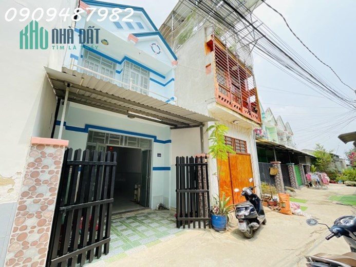 Chính Chủ Cần Bán GẤP Nhà 1 lầu Đường Xe Hơi Tới Trước Nhà 48m , Sau Lưng Trường Học Hưng Long Bình