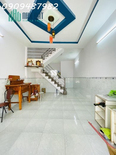 Chính Chủ Cần Bán GẤP Nhà 1 lầu Đường Xe Hơi Tới Trước Nhà 48m , Sau Lưng Trường Học Hưng Long Bình