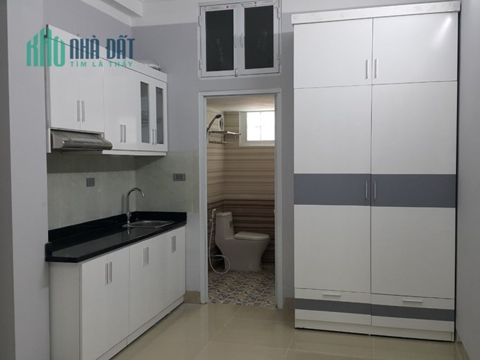 CCMN siêu sang phố Nguyễn Đình Hoàn, Cầu Giấy.
