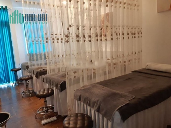 Do mình phải di cư sang nước ngoài sinh sống nên mình sang lại tiệm làm tóc, spa, nail tại mặt tiền