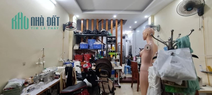 Bán nhà Chợ Khâm Thiên,vài bước ra phố khâm thiên,dân xây kiên cố,40m2,4tầng,mặt tiền:4,2m
