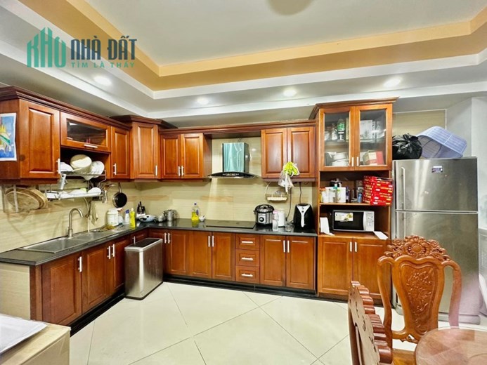 Bán nhà đẹp HXH 80m2 5 tầng BTCT khu VIP sát Hòa Bình quận 11 tiện kinh doanh nhỉnh 8 tỷ TL