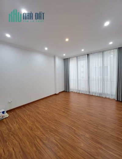 Nhà mới đẹp 5T Phan Văn Trường - Xuân Thủy Cầu Giấy, vỉa hè, ô tô, KD 12.5 tỷ