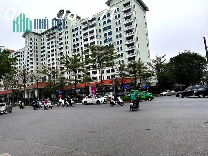 Bán tòa nhà 8 tầng khu phân lô VIP Ba Đình