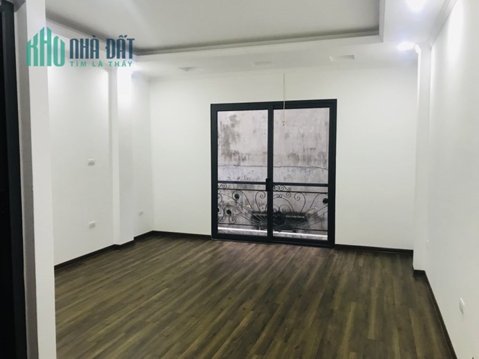Trương Định, Hoàng Mai, nhà mới ở ngay, gần phố, lô góc, Dt 46m2, MT 4,2. giá nhỉnh 5 tỉ