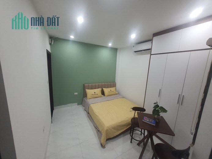 Bán tòa Căn hộ dịch vụ mới tinh, phạm văn đồng, từ liêm, 10.x tỷ 61m2 5 tần 1 tum