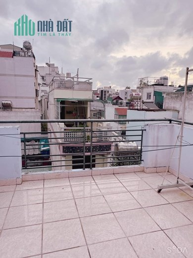 Nhà Quận 3, Trường Sa, HXH, Cách MT 1 căn nhà, 90m2, 5 tầng