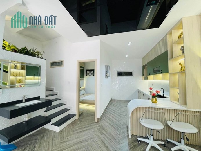 Nhà đẹp, sát mặt tiền, trung tâm Hải Châu, ô tô vào tận nơi, chỉ 3 tỷ X