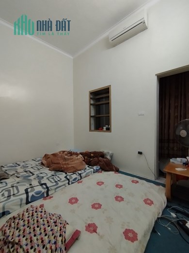 Bán gấp nhà Phố Khương Đình 35m 4Tầng MT  4,0m chỉ 3,5  tỷ.