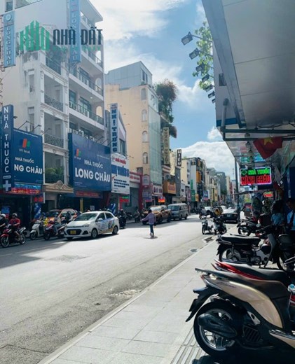 Bán gấp nhà mặt tiền đường Trần Nhân Tôn quận 10