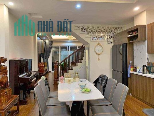 Bán nhà TT15 Văn Phú quận Hà Đông. Gara ô tô, ô tô tránh, ở sướng