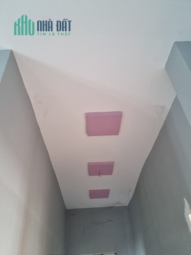 Chính chủ cần bán căn nhà  mặt tiền 30m ngay ngã ba Võ Văn Bích với Bình Mỹ, diện tích lớn 1.400