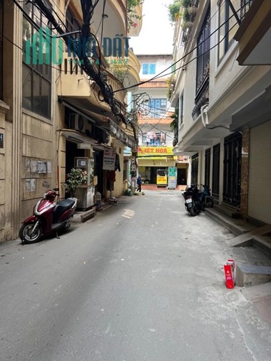 Bán Nhà Cầu Giấy - Phố Phạm Tuấn Tài, Phân Lô, Ô tô Tránh, Kinh Doanh, Dân Trí Cao - 45m - Nhỉnh 9