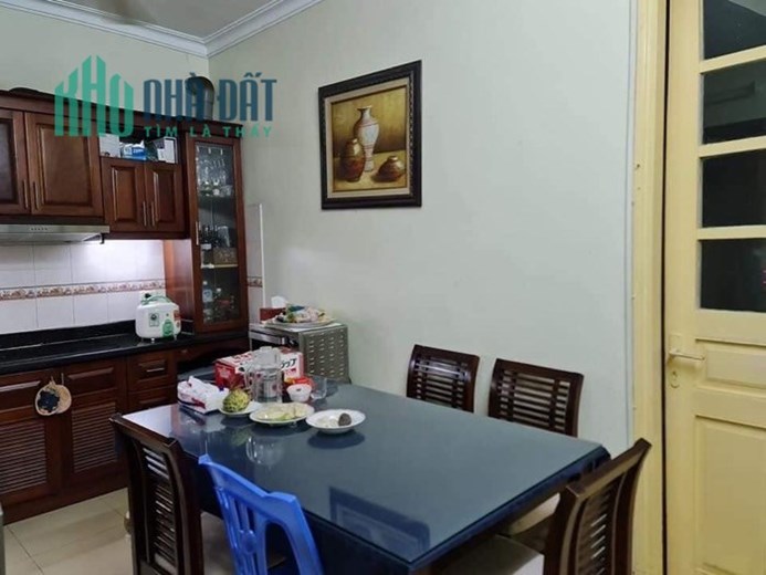 Bán Nhà Cầu Giấy - Phố Phạm Tuấn Tài, Phân Lô, Ô tô Tránh, Kinh Doanh, Dân Trí Cao - 45m - Nhỉnh 9