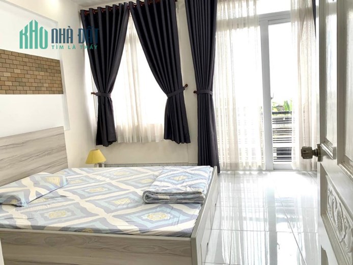 Hẻm 1 sẹc Thích Quảng Đức, 40m2 4 Tầng 5PN, khu dân trí cao, 6.7 Tỷ TL