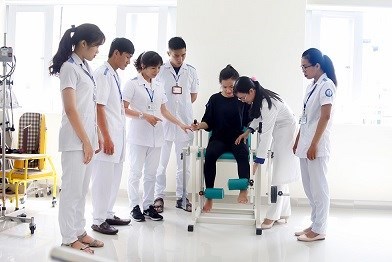 Bác Sĩ chuyên khoa PHỤC HỒI CHỨC NĂNG cần hợp tác.