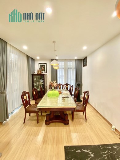Bán nhà phố Hoàng Cầu - Đống Đa,5 tầng thang máy, MT 12m, ngõ to như phố, kinh doanh, văn phòng cực