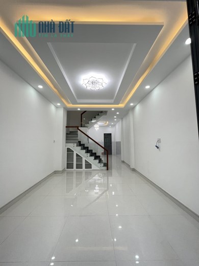 Bán Nhà Mặt Tiền Phân Lô -Dương Bá Trạc Quận 8 - Sát Quận 1 - 5 Tầng, Ô tô