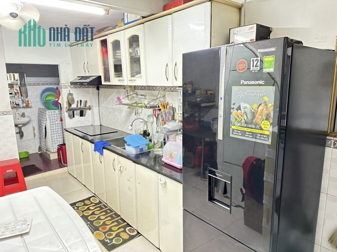Bán nhà 3 tầng BTCT HXH Lãnh Bình Thăng Quận 11 30m2 chỉ 4 tỷ 99 giá rẻ.