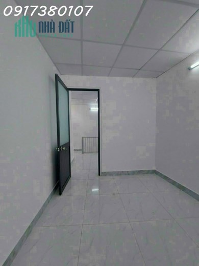 Bán nhà gần mặt tiền ngã 4 Bình thới- lạc long quân giá chỉ 2 tỷ 4 TL