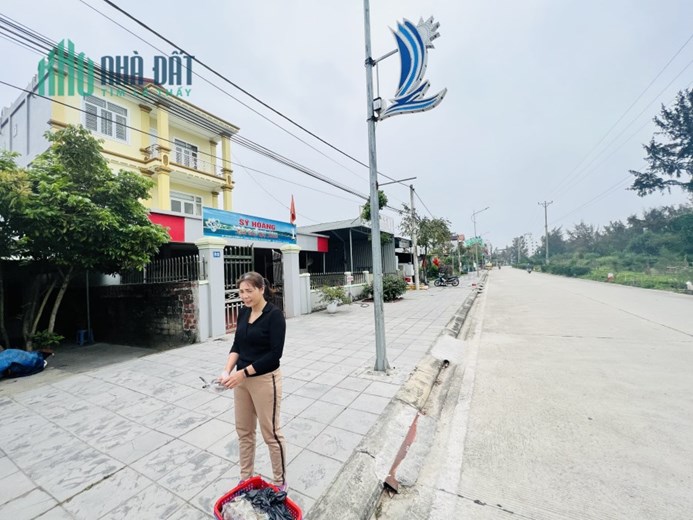 CHÍNH CHỦ CẦN BÁN GẤP ĐẤT NỀN CÔ TÔ GẦN MẶT BIỂN TÌNH YÊU