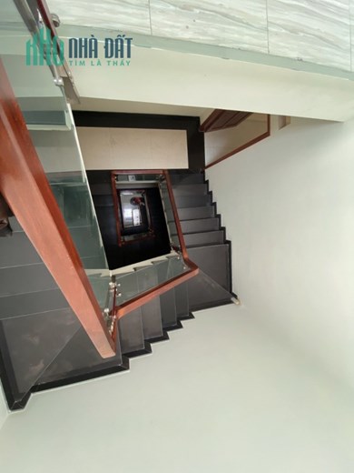 Hơn 80m2 4 tầng BTCT hXH 6m sát Tỉnh Lộ 10 Bình Tân 5 tỷ hơn