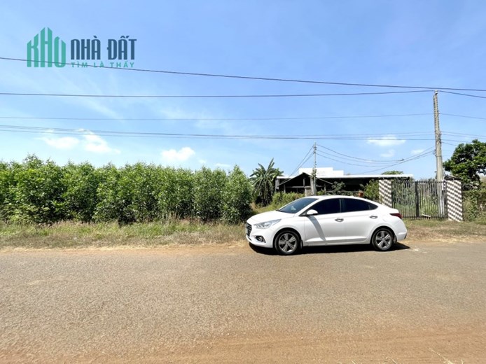 Bán 1338.8m2 đất Mặt Tiền đường Lê Văn Một-TT.Đất Đỏ