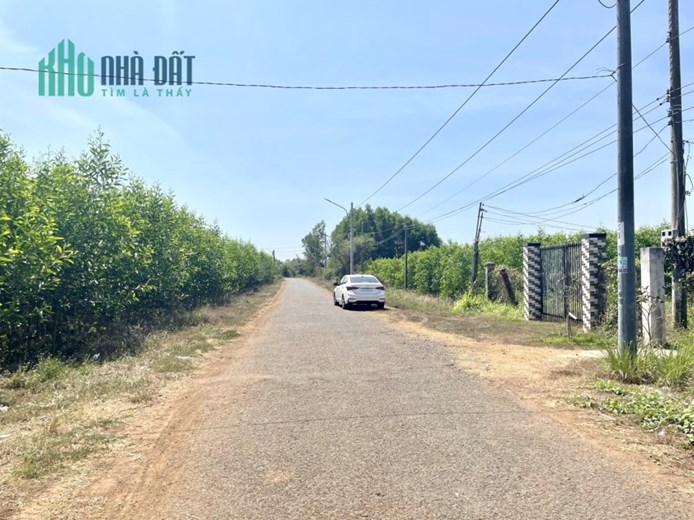Bán 1338.8m2 đất Mặt Tiền đường Lê Văn Một-TT.Đất Đỏ