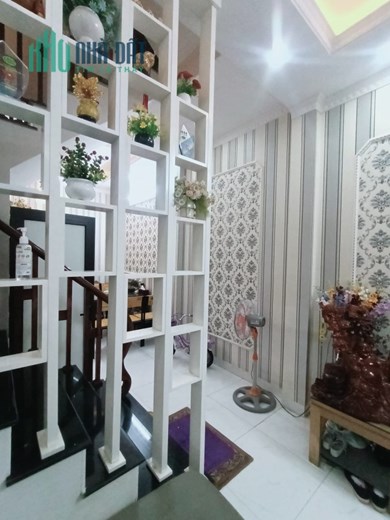 Bán căn nhà 86m2 phố Âu Cơ, Tây Hồ Chủ tự xây 12 phòng ngủ 10m 2 Ô tô tránh 7.1 Tỷ