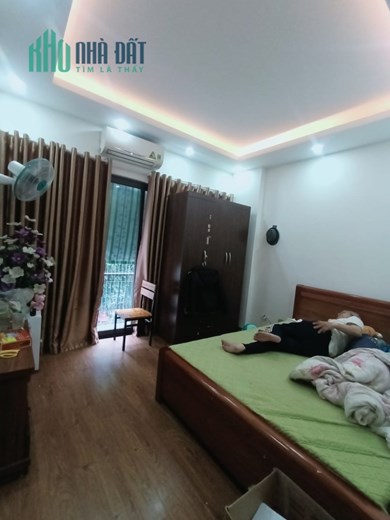 Bán ngôi nhà 87m2 phố Âu Cơ, Tây Hồ Dòng tiền 12 phòng 10m Ngõ 2 Ô tô tránh 7.3 Tỷ