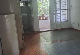 Cho thuê nhà nguyên căn Lạc Trung 40m2, 2T, 4m, 9Tr, Hai Bà Trưng, KD, mặt ngõ.