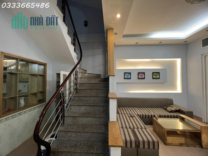 BÁN NHÀ PHỐ TRIỀU KHÚC, MẶT TIỀN 5.2M, DIỆN TÍCH 51.6M2, GIÁ CHỈ 4.8 TỶ, NHÀ MỚI VỀ Ở NGAY.
